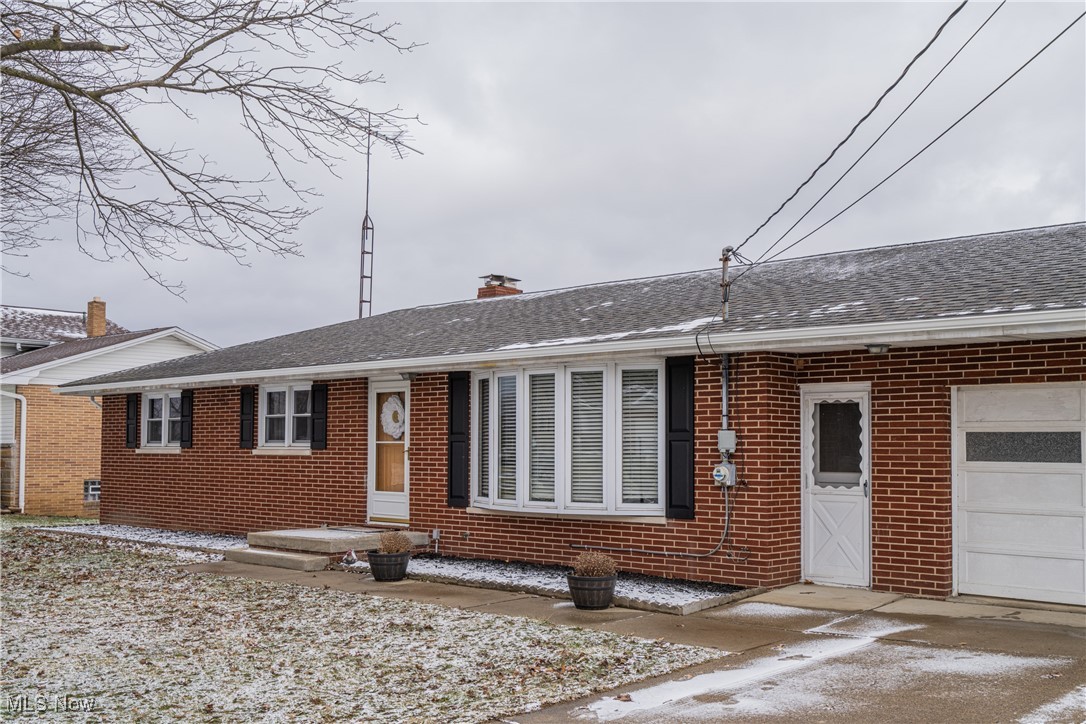 9765 Sommerville Street, Louisville, Ohio image 2