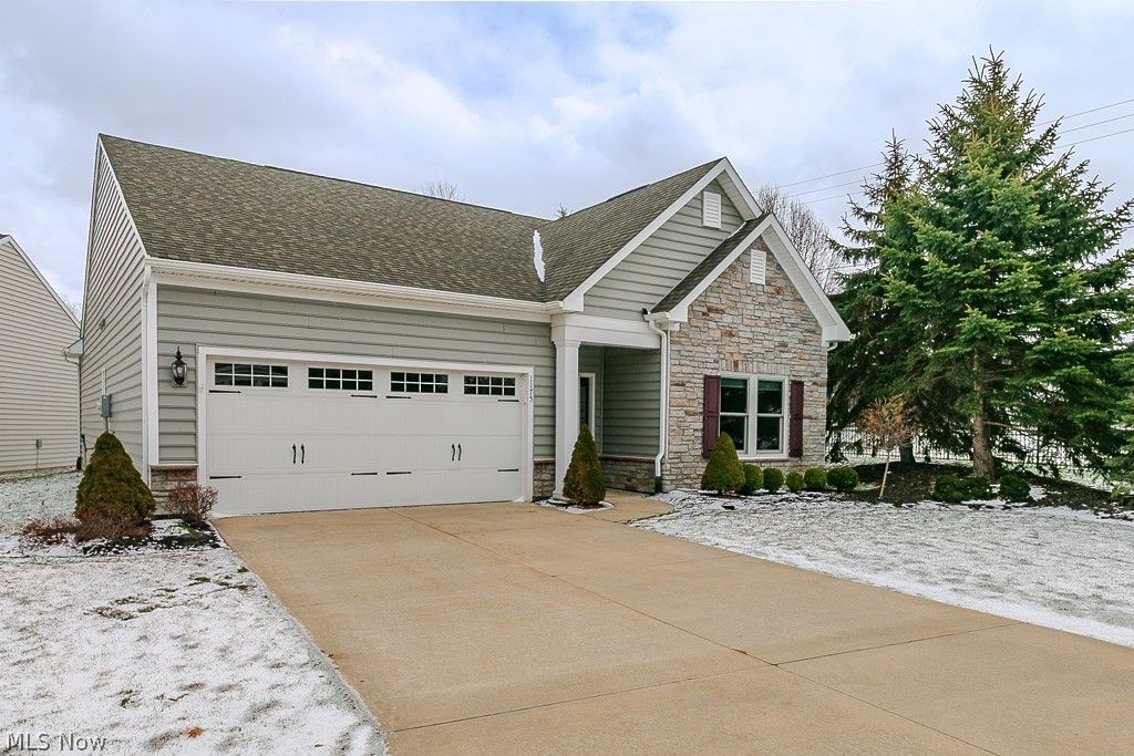 Photo of 1175 Vista Lago Circle, Painesville Township, OH 44077 (MLS # 5186072)