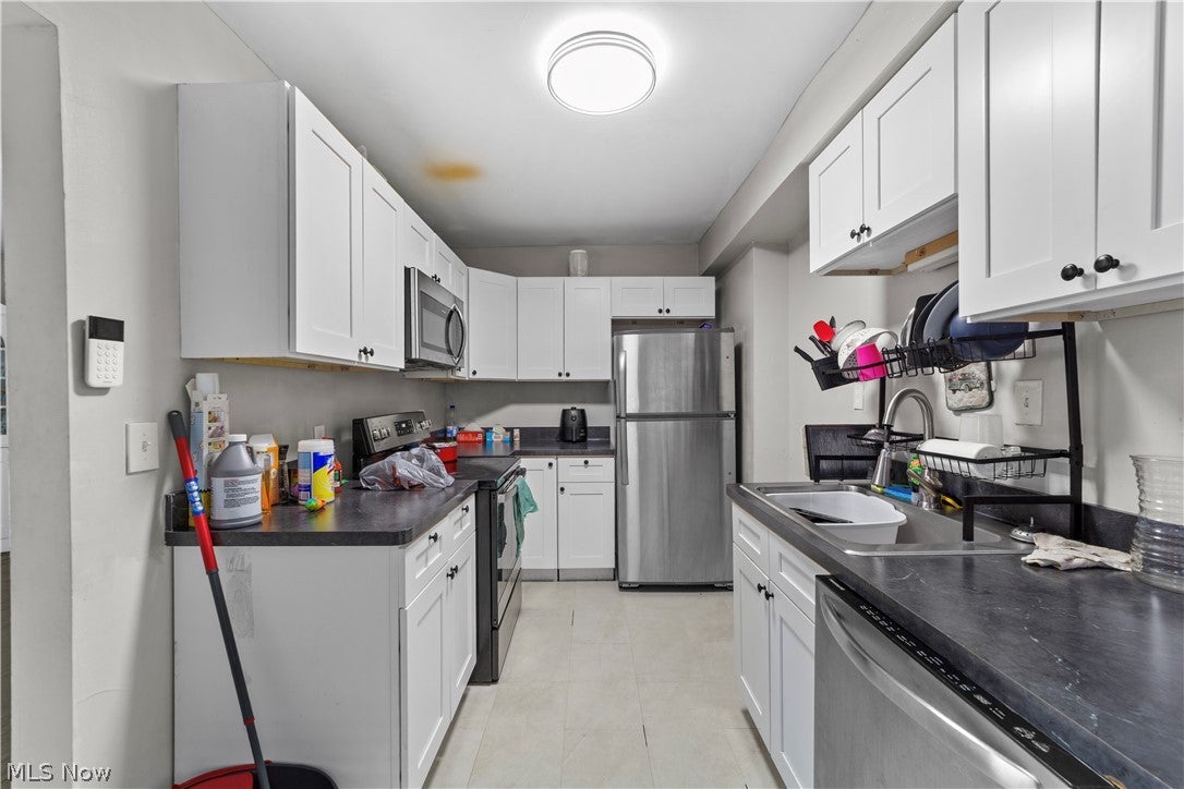 3113 Ashwood