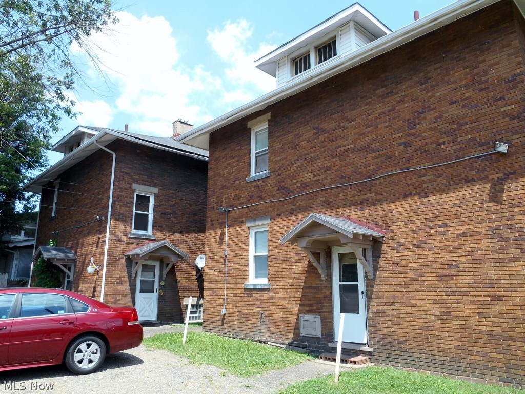 Canton - Residential Income