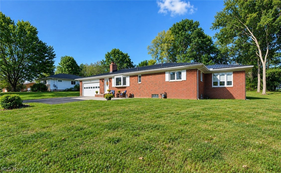 9018 Lowell Lane