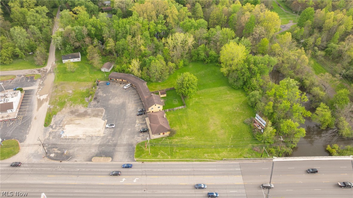5318 Youngstown Warren Road