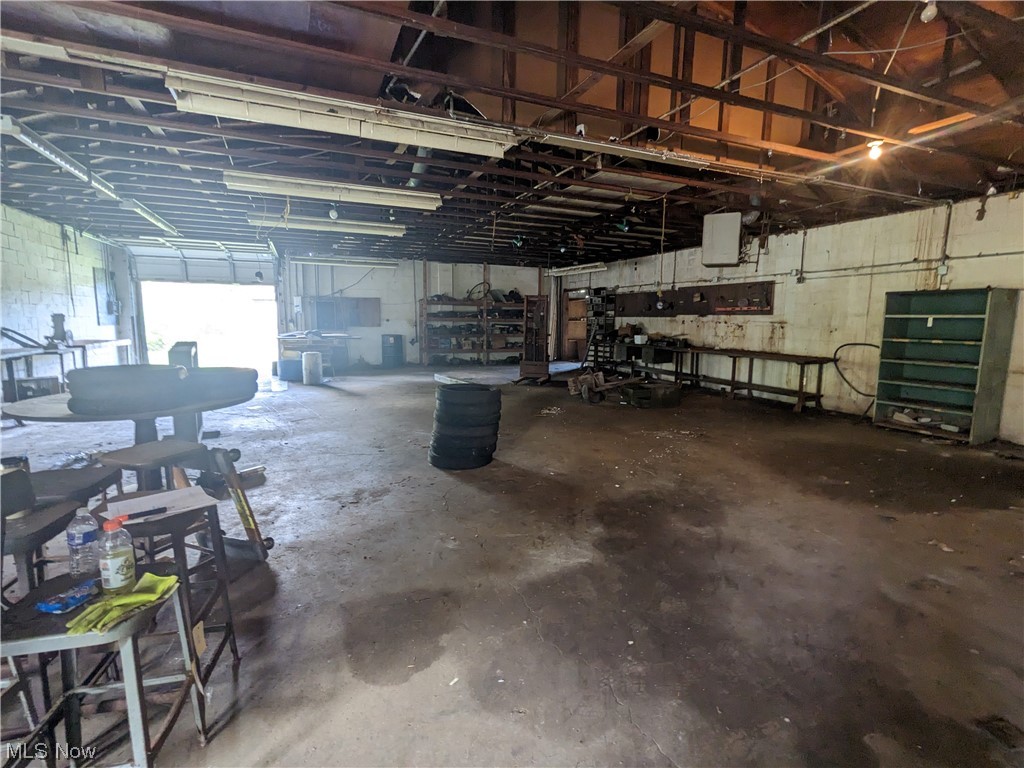 Township/Perry - Commercial Sale