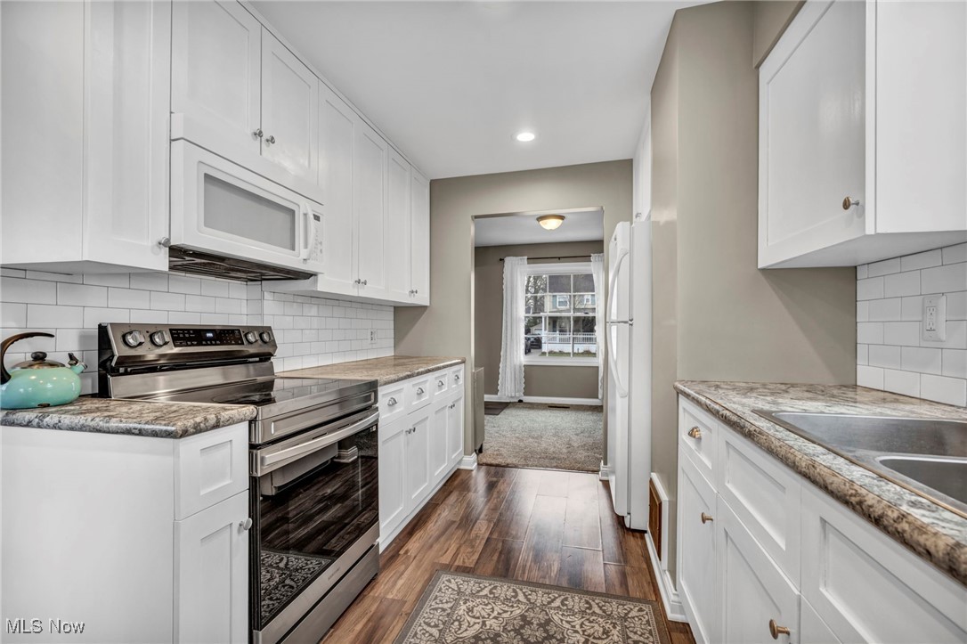 425 Johnson Avenue, Cuyahoga Falls, Ohio image 30