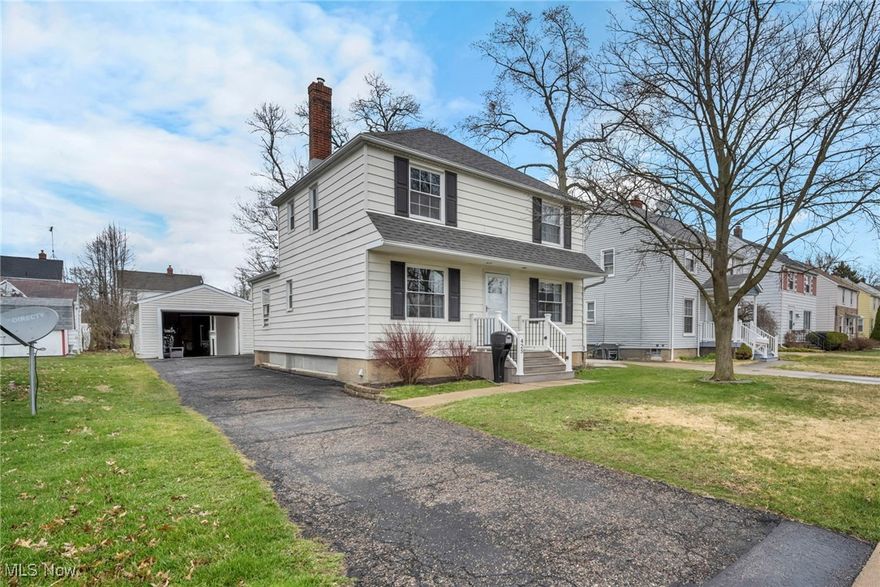 This charming, lovingly cared-for colonial home boasts 3 bedrooms and 1.5 bathrooms, offering a perfect blend of comfort and practicality. Upon entering, you're greeted by freshly painted walls throughout, enhancing the home's bright and welcoming feel. The spacious living room flows seamlessly into the dining room, creating an open and airy space ideal for both relaxing and entertaining. The kitchen is a standout with its updated appliances and abundant cabinet space, making meal prep and storage a breeze. The second level features three generously sized bedrooms, each providing ample space for rest and relaxation. The full bathroom upstairs is well-maintained and offers convenience for the entire household. The full basement is perfect for additional storage or a laundry area. It also includes a half bathroom with a newer toilet, adding extra convenience to the home.
The large, fenced-in backyard offers plenty of space for outdoor activities, providing privacy and a safe environment for pets or children. The home is well-maintained, with key updates such as a newer roof, furnace, and central air, ensuring that it’s not only beautiful but also functional and energy-efficient