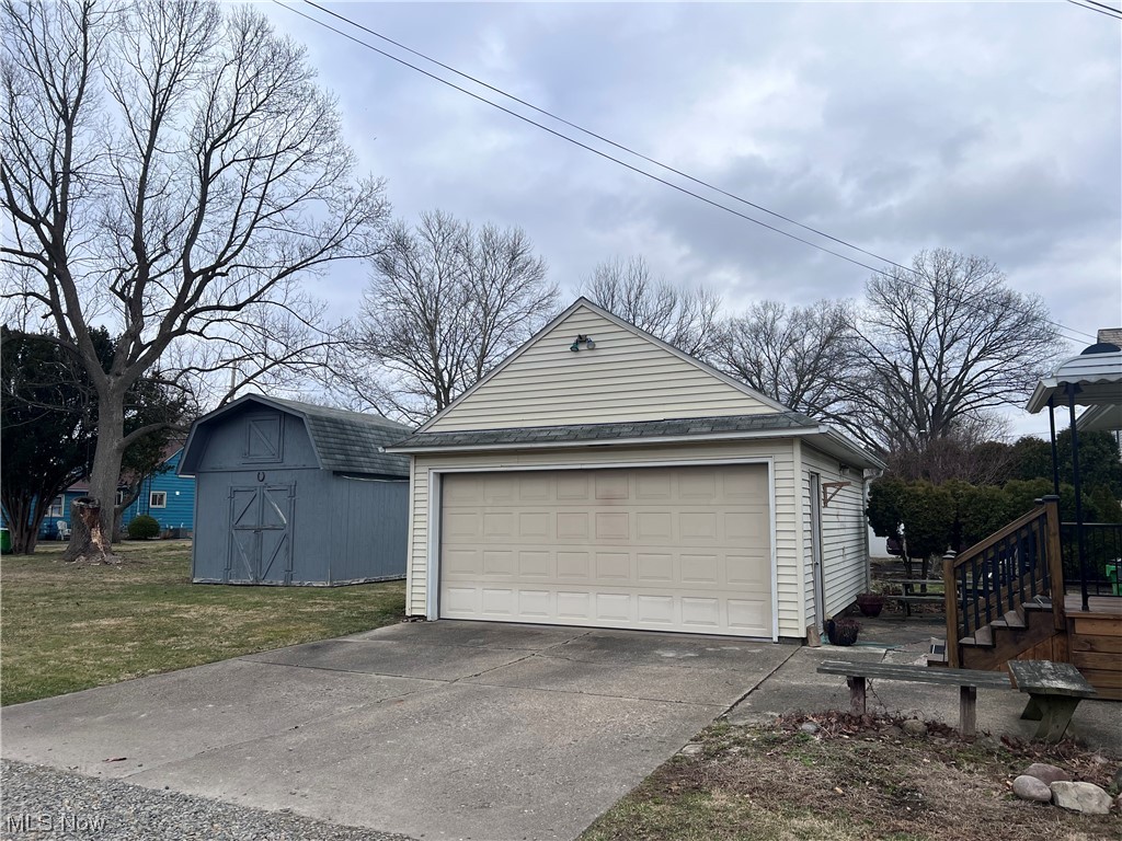 Tuscarawas Realty Companys Gr - Residential