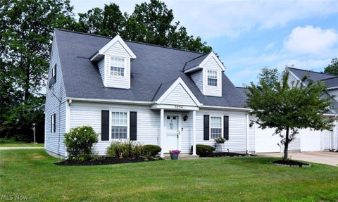 Photo of 5254 Liberty Lane, Willoughby, OH 44094 (MLS # 5227099)