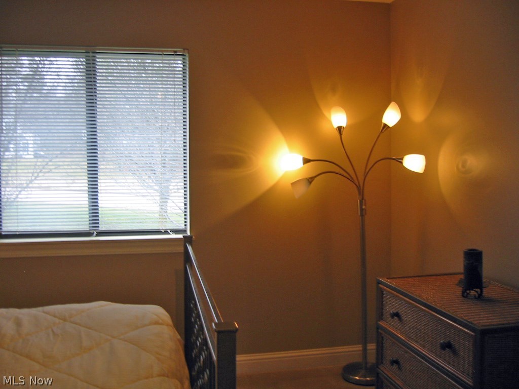 Enclave/Rosemont Rdg Condo Own - Residential