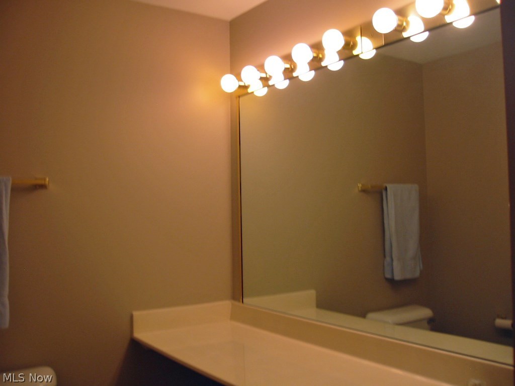 Enclave/Rosemont Rdg Condo Own - Residential