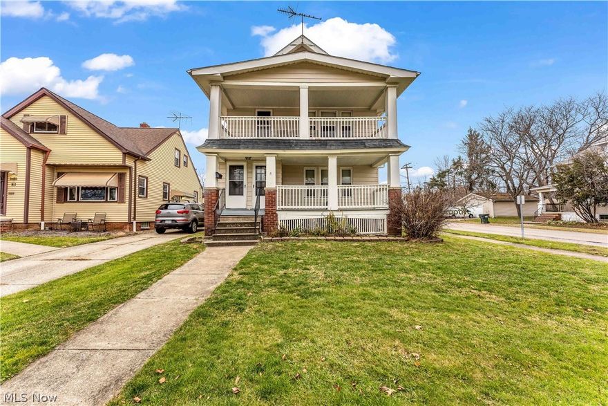 93 Ellenwood Ave DN, Bedford - 2 bed 1 bath unit in 2-family home! //
 
$850 rent / $850 deposit //
$49 application fee per adult //
NO SMOKING //
1 time $129 non-refundable set up fee paid at lease signing //

$30/month required resident benefit package; can include personal property/liability insurance for an additional $5/month for $35/month total. //

All applicants are required to fill out a PetScreening app, found on our website directly on the app before being processed. Even if you have NO pets - this app must be filled out. One-time, non-refundable pet fee of $200-300 per animal applies to all pets & must be paid prior to or when you pay your first months rent. (No fee for qualified assistance animals). //

Our app is processed through secure site: Findigs, they require ID & income verification. W/O this, your app will not be processed. They offer24/7chat support on their app directly for questions. //

2 bed 1 bath. Covered front porch. Living room w decorative f