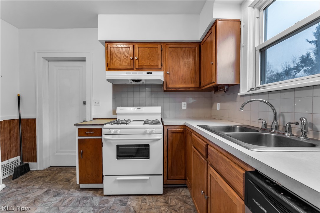 Bedford Heights - Residential Lease