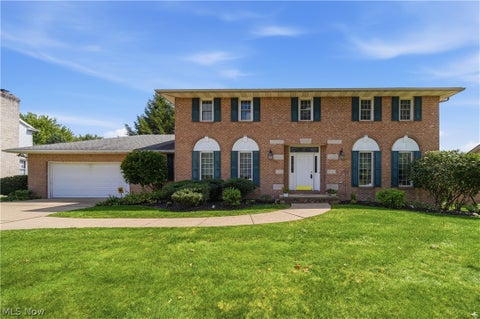 Homes For Sale - 5336 Wood Trail Avenue<br/> Canton, OH 44705
