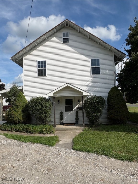 This beautifully renovated 5-bedroom, 2-bathroom home is move-in ready and full of updates. Inside, you’ll find fresh paint throughout, brand-new carpet, and stylishly upgraded bathrooms that bring a modern touch to the home. Each room is equipped with ceiling fans for year-round comfort, while the spacious layout offers versatility for family living, guests, or home office space. With five bedrooms, there’s room for everyone, and the thoughtful renovations ensure both style and convenience. Whether you’re relaxing indoors or enjoying the outdoor space, this home is the perfect blend of comfort and function. House updates include: furnace 2014, central air 2017, garage door opener 2025, vinyl windows 2025, bathrooms 2025, carpet 2025, paint 2025, and light fixtures and ceiling fans 2025.