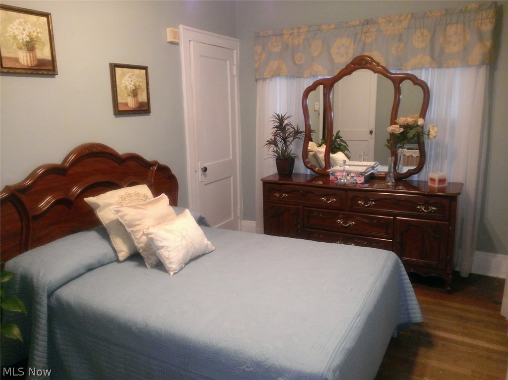 Barlett Homestead 01 - Residential Income