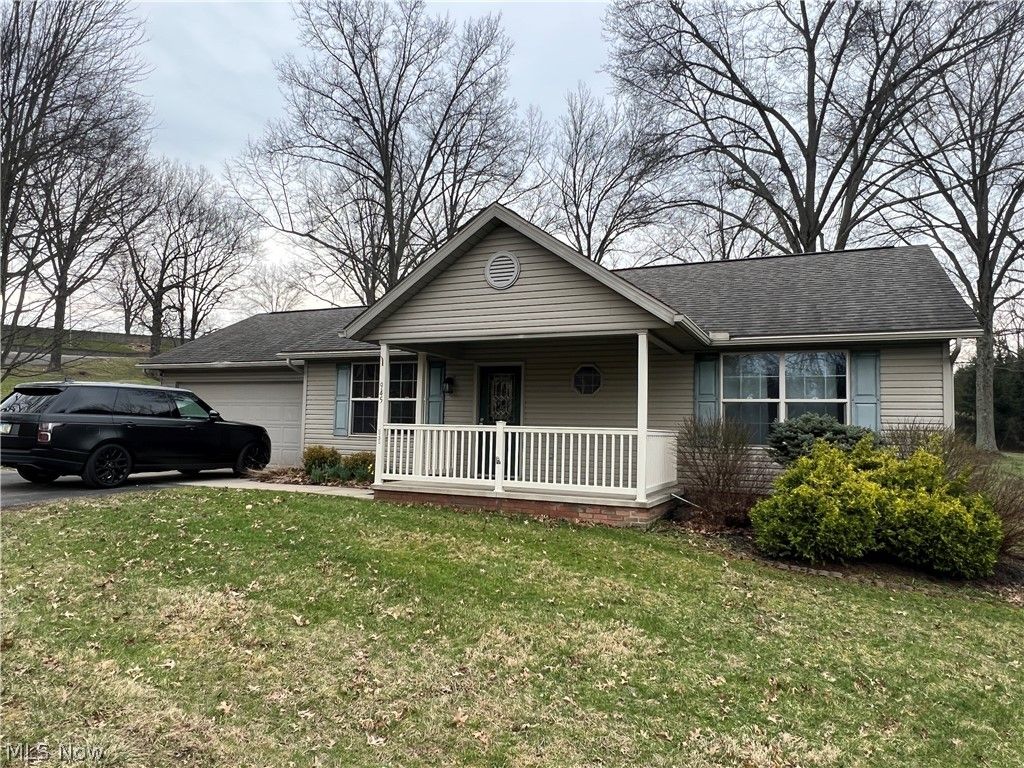 Photo of 945 E Jackson Street, Millersburg, OH 44654 (MLS # 5195423)