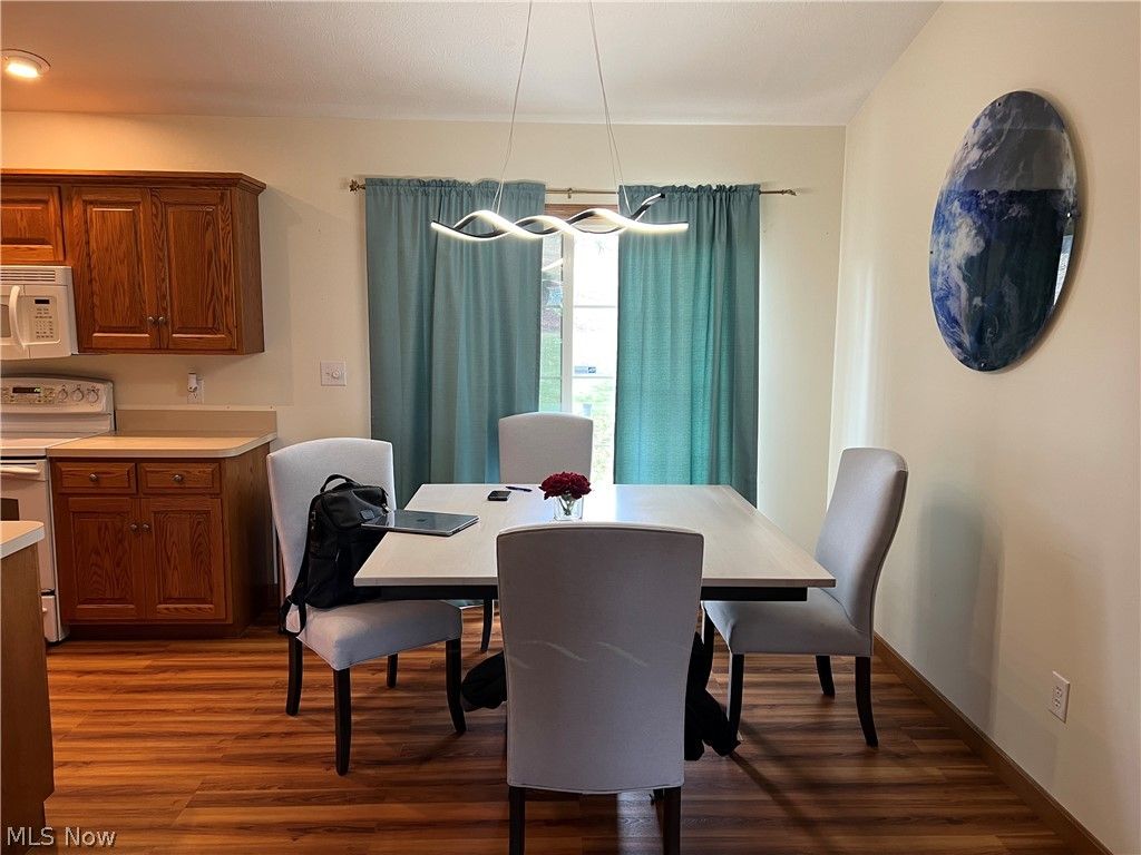 Photo of 945 E Jackson Street, Millersburg, OH 44654 (MLS # 5195423)