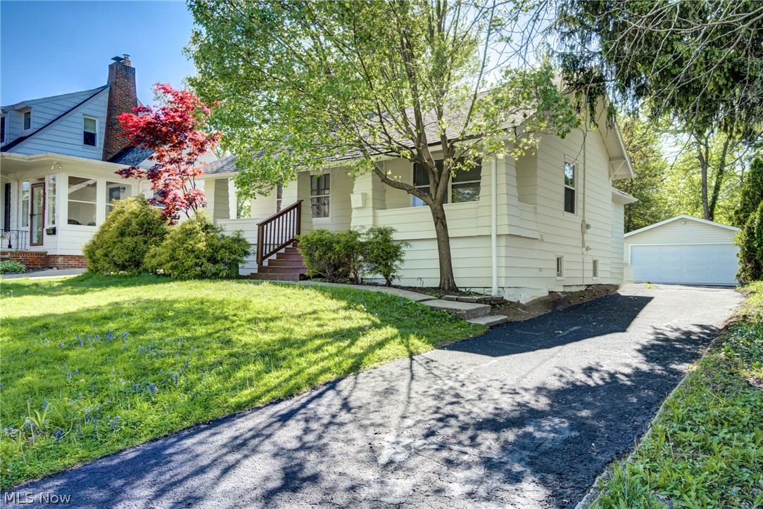 Walter H Tellings Lincoln Heights - Residential