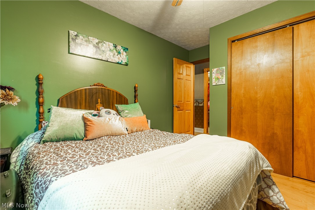 Valli Hi Acres - Residential