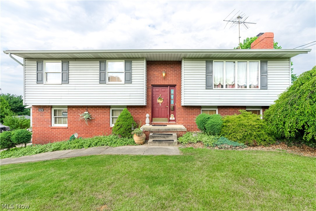 Valli Hi Acres - Residential