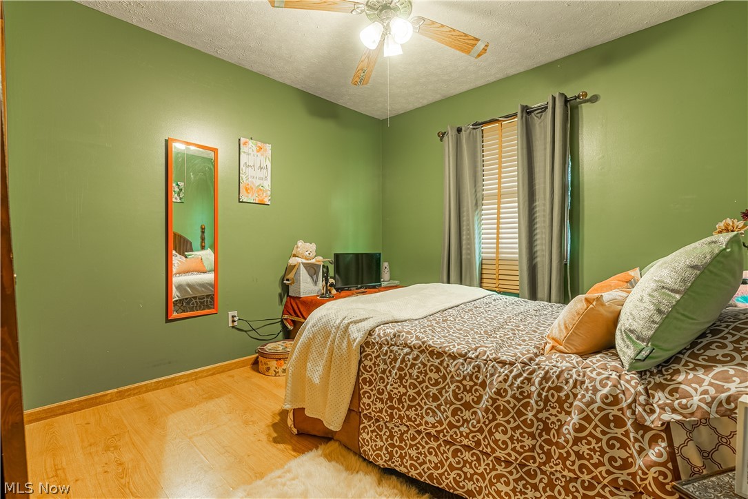 Valli Hi Acres - Residential