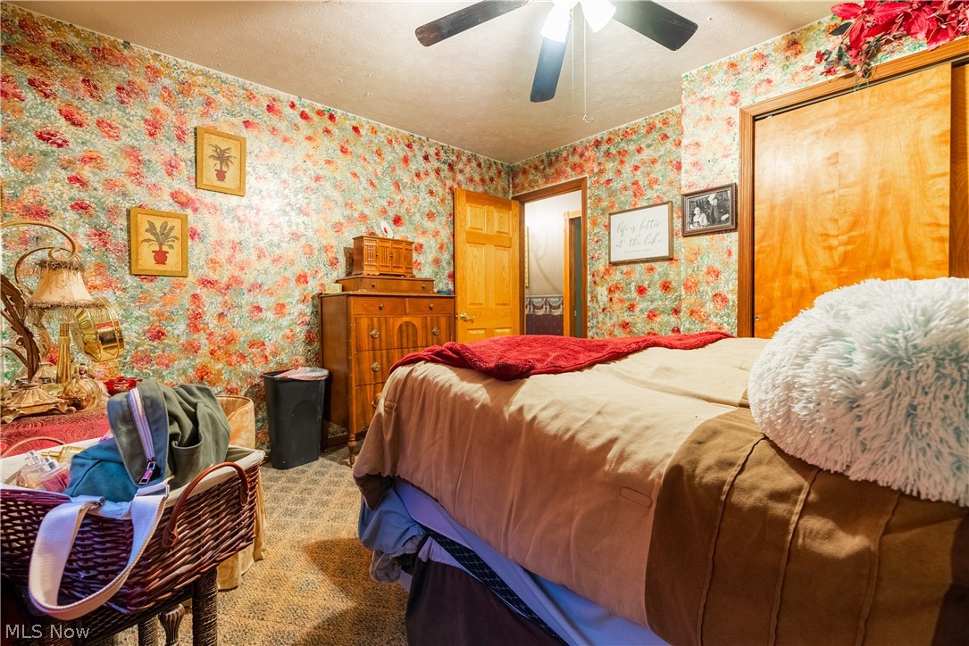 Valli Hi Acres - Residential