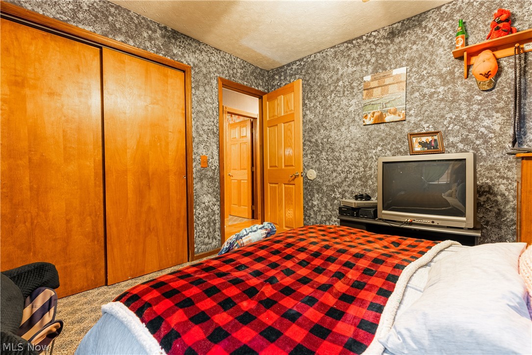 Valli Hi Acres - Residential