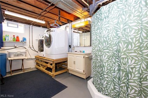 Tiny photo for 128 Woodlawn Avenue NW, Canton, OH 44708 (MLS # 5221912)
