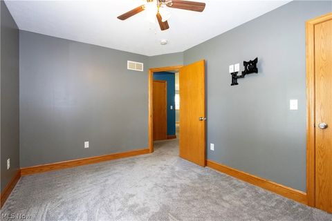Tiny photo for 128 Woodlawn Avenue NW, Canton, OH 44708 (MLS # 5221912)