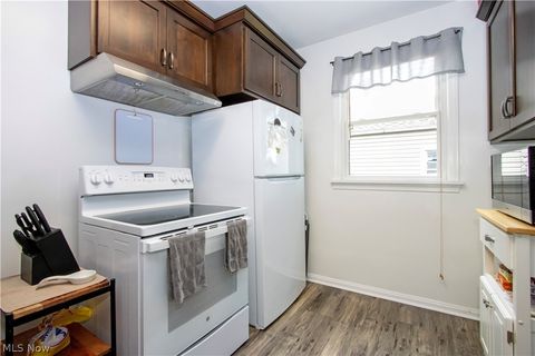 Tiny photo for 128 Woodlawn Avenue NW, Canton, OH 44708 (MLS # 5221912)