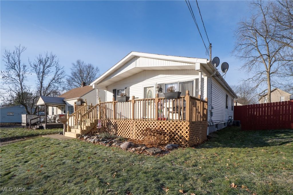 Photo of 766 Staeger Street, Akron, OH 44306 (MLS # 5178178)