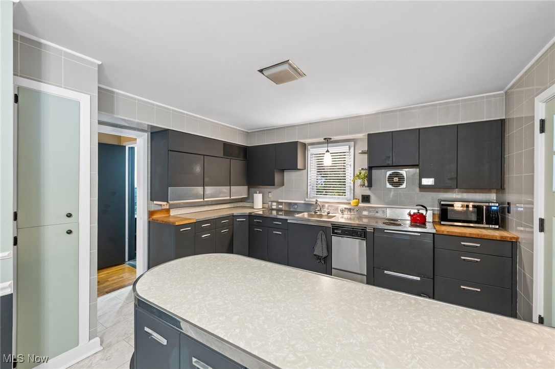 Madison Golf Lakelands - Residential