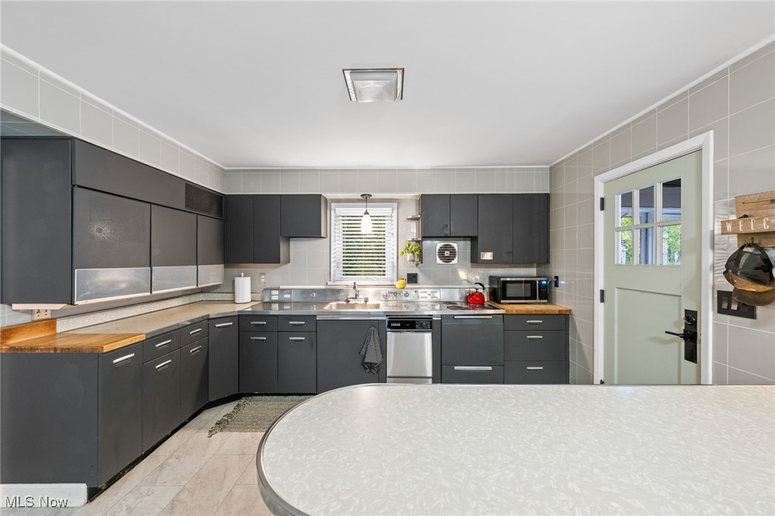 Madison Golf Lakelands - Residential