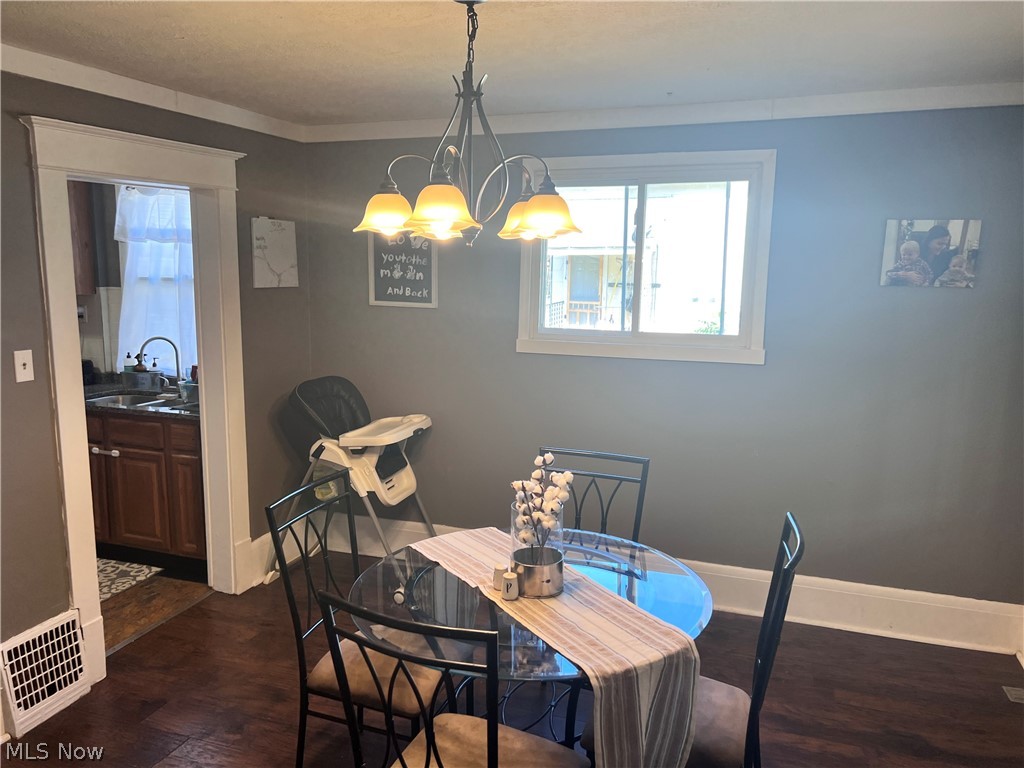 Moores N Barb - Residential