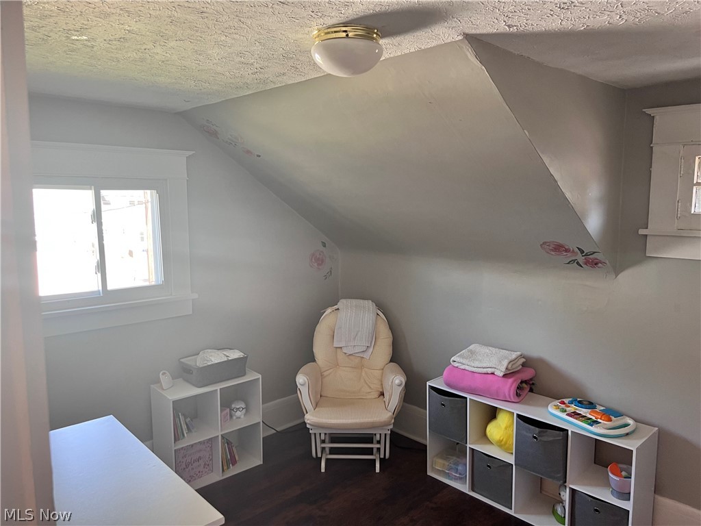 Moores N Barb - Residential