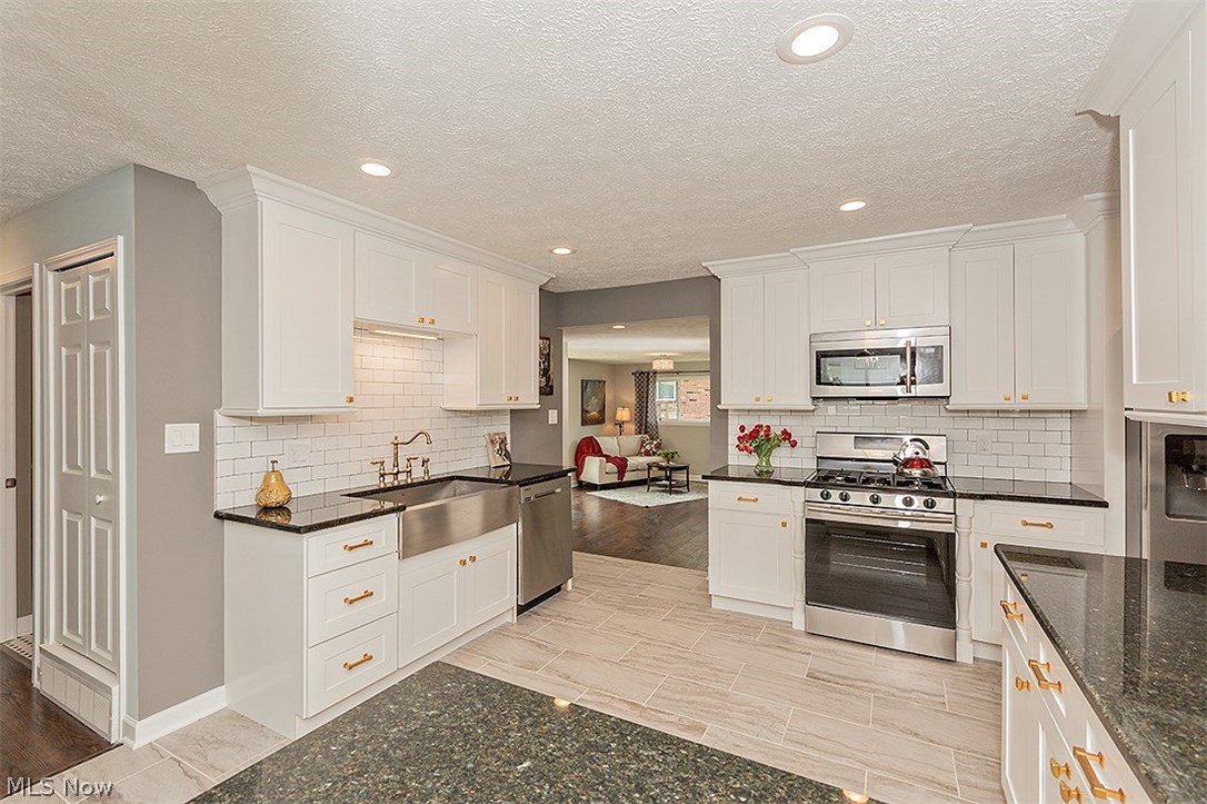 Golden Gate Estates - Residential