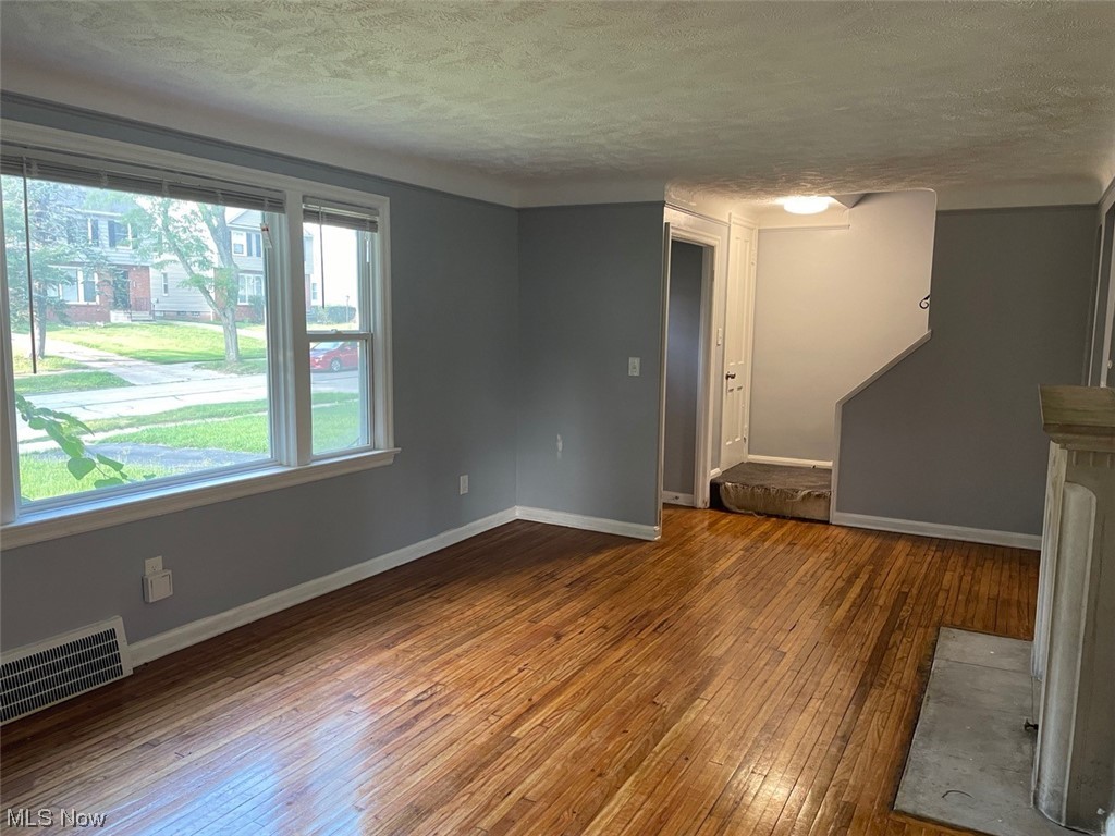 Shaker Lee 02 - Residential