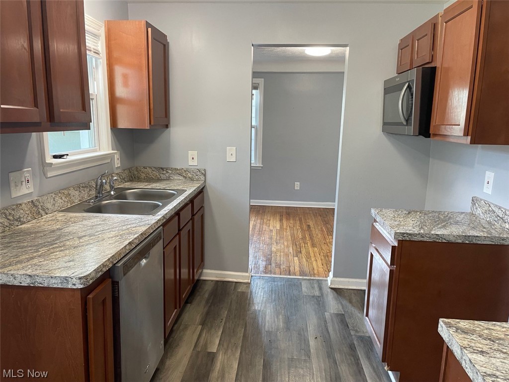 Shaker Lee 02 - Residential