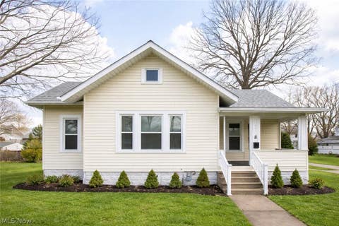 Homes For Sale - 2391 27th Street<br/> Akron, OH 44314