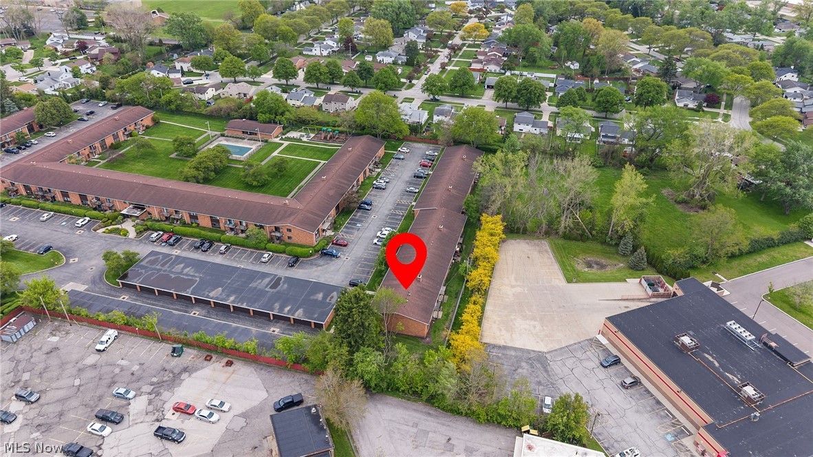 Northwoods Condo - Residential