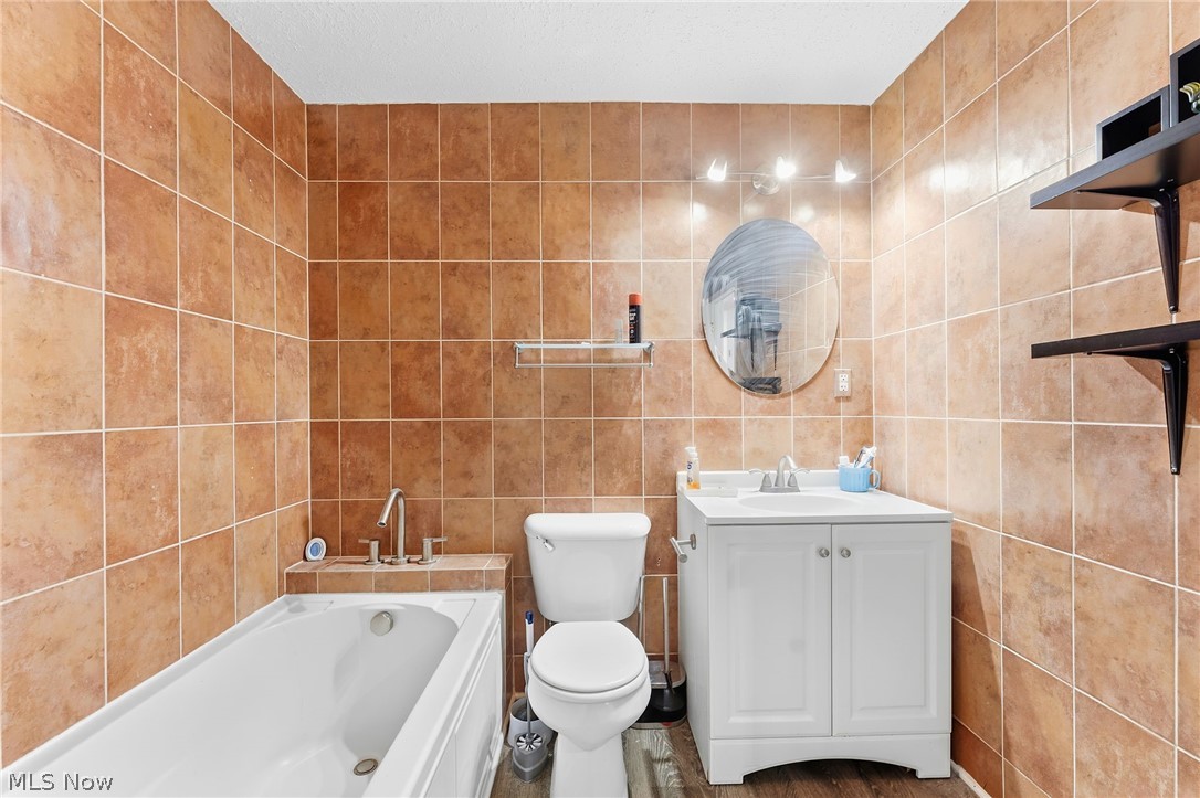 Northwoods Condo - Residential
