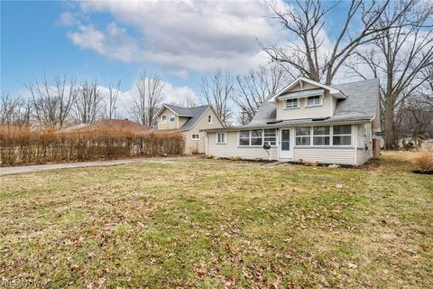 Tiny photo for 295 E 238th Street, Euclid, OH 44123 (MLS # 5178496)