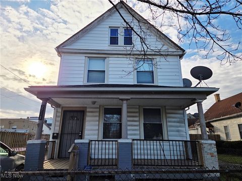 2711 Sackett Avenue Cleveland OH 44109