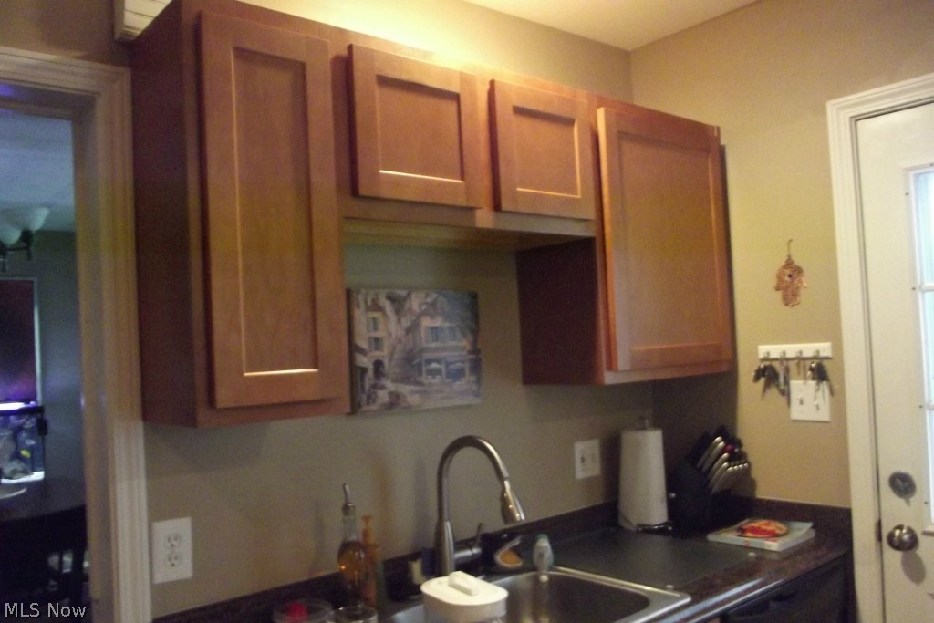 Bedford Heights Realty Cos Bedfor - Residential