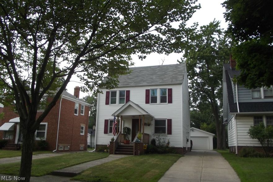 Beautiful updated colonial in Bedford!  This lovely home has three bedrooms, one and half baths with a finished basement, spacious living room for entertaining, gorgeous formal dining room and a large kitchen with plenty of cabinets for storage.  Newer two car garage and a private back yard.  This is a great opportunity to have a Lovely Home!