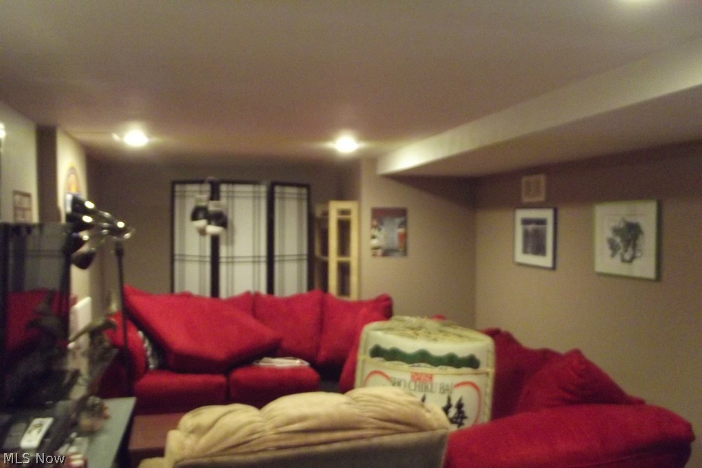 Bedford Heights Realty Cos Bedfor - Residential