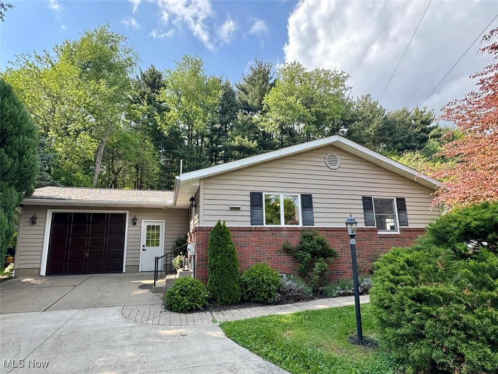 8524 Saint Peters Church Road, Bolivar, Ohio image 1