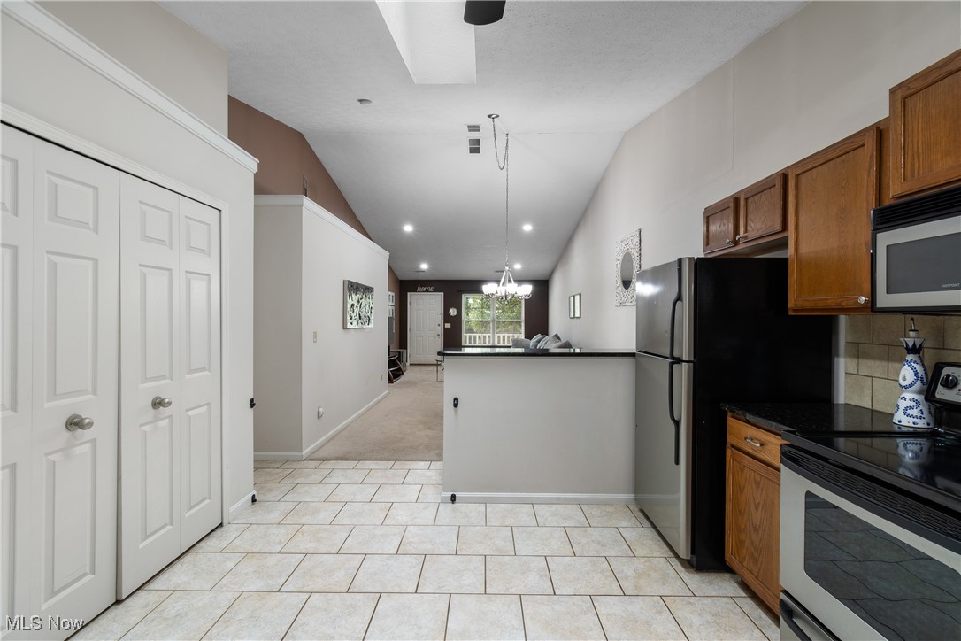 Echo Woods Condo Sec F - Residential