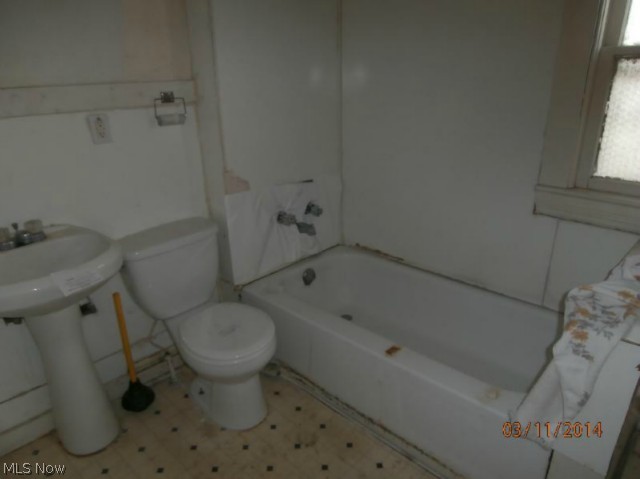 E A Palmers - Residential