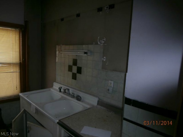 E A Palmers - Residential