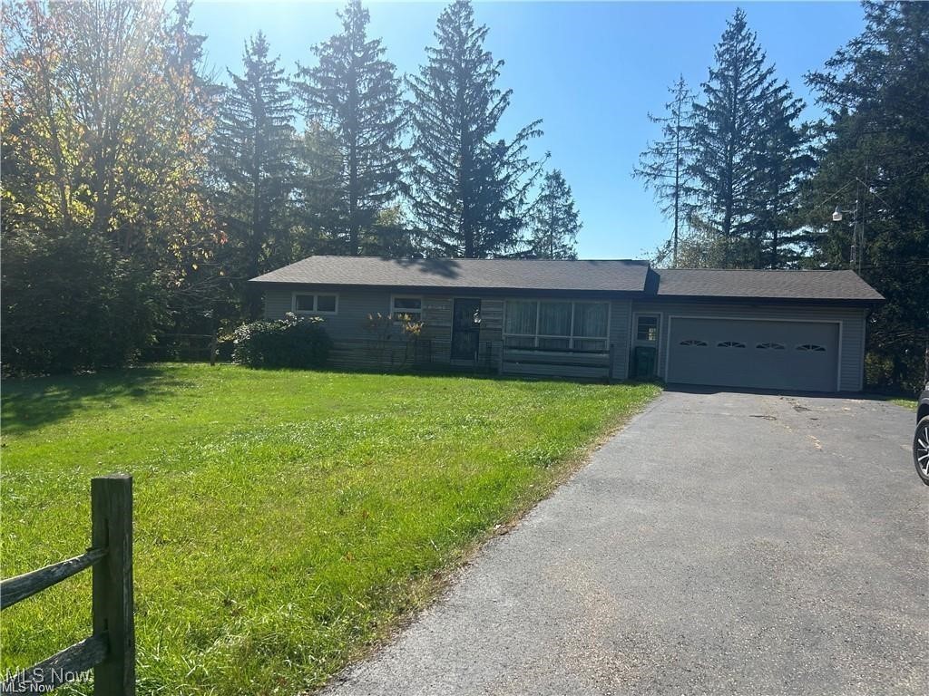 3 bedrooms , 2 car garage full basement,